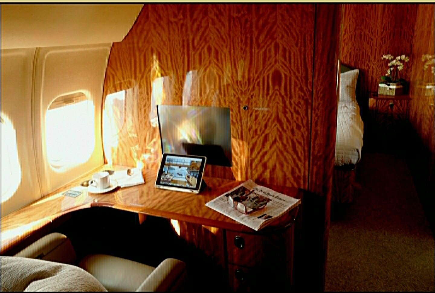 FCHw1kmVQAMMAl5?format=jpg&name=large