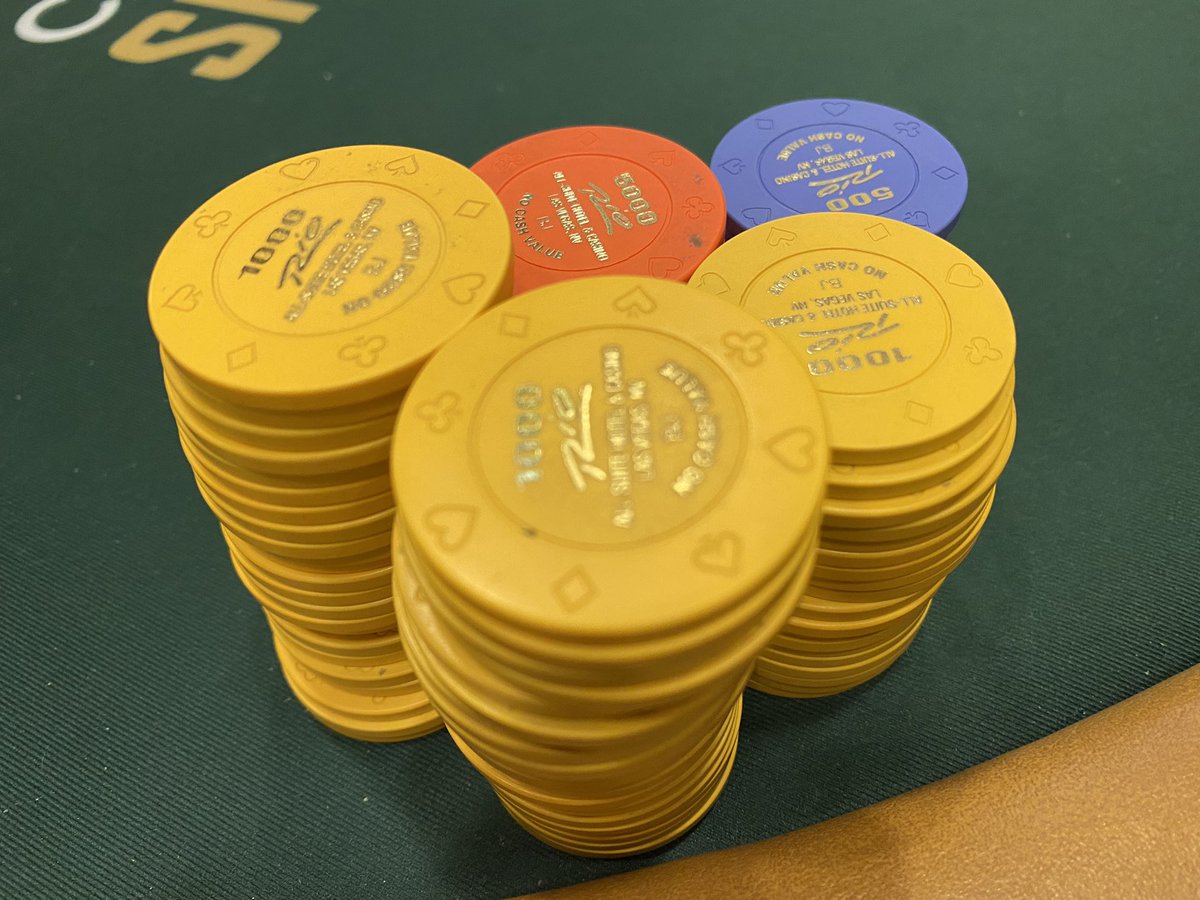 tkarn421's tweet image. Update: Caught a punt! 26 left. $8,692 up top! #DailyDeepstack