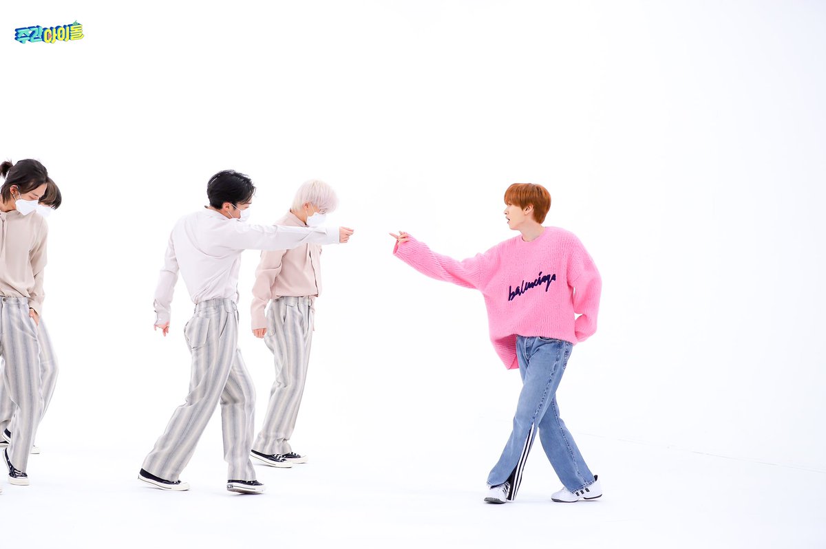 Donghae sama eunhyuk nampilin lagu solo masing2 di weekly idol nih 

Donghae california love dan eunhyuk be

#DONGHAE #EUNHYUK <a href="/SJofficial/">SUPER JUNIOR</a>