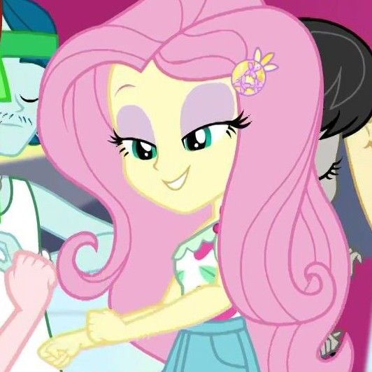 comfortmlp's tweet photo. fluttershy. https://t.co/l5dlJHTwqJ