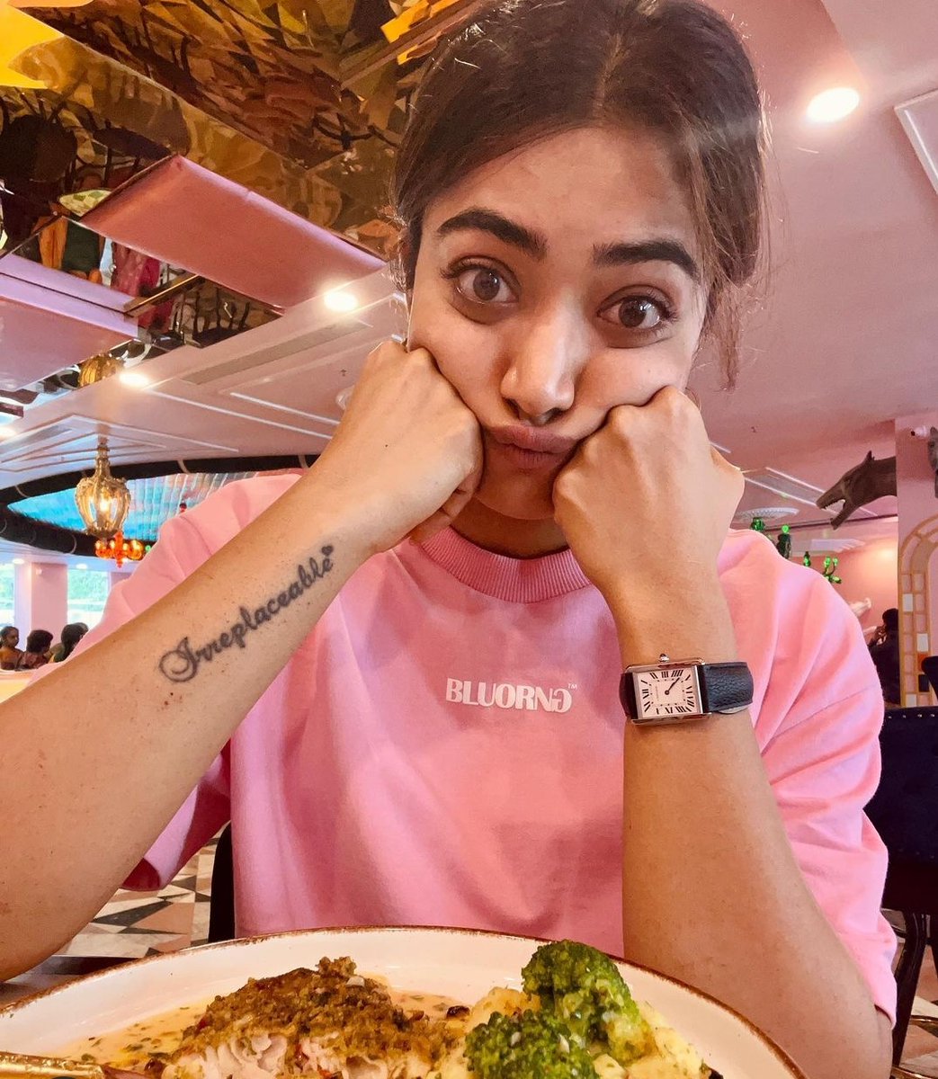 RashmikaFans's tweet photo. .@iamRashmika 💮 https://t.co/jB2dK3tz4Q