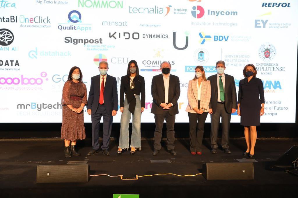 begonavillacis's tweet photo. Que @FinancialTimes considere a Madrid la 6ª mejor ciudad de Europa para emprender o que tengamos la 4ª mejor estrategia digital según @fDiIntelligence no es casualidad

Es resultado de nuestra apuesta por la innovación, de la que he hablado hoy en la II Jornada @ClusterBigDataM https://t.co/bC1hA0cm66