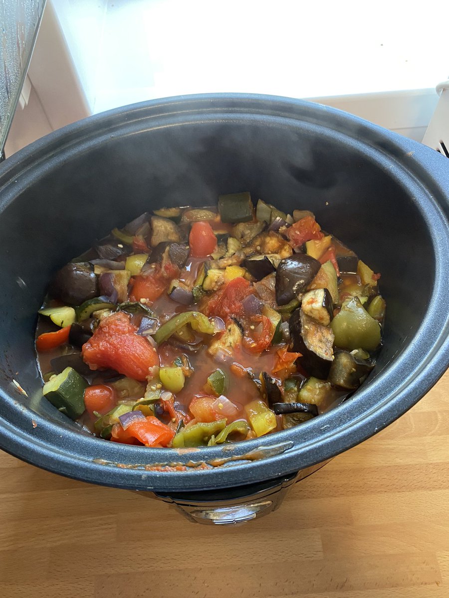 Mrs_S_Field's tweet photo. Year 3 have made ratatouille today. We will let you know what it tastes like. It smells amazing. @AveleySchool @Mrs_S_Field @L_Creasey https://t.co/8J9DllH5UW