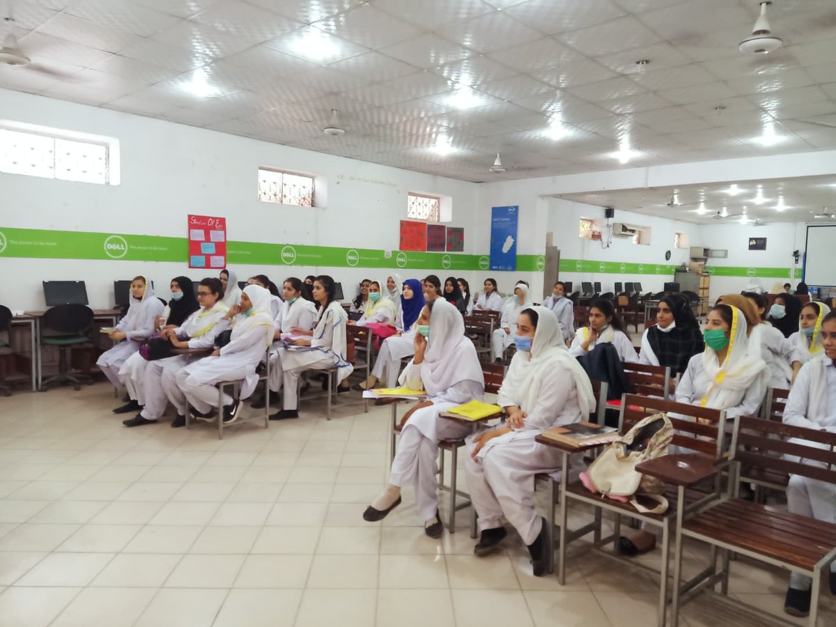 JusticeProject_'s tweet image. Highlights from our interactive and very insightful session today for #ThisIsNotAGame at Gov Post Graduate College For Women Samnabad Lahore Pakistan. 

PR collaboration by Optiwise Solutions! 

#JPP #notagame #JusticeProjectPakistan