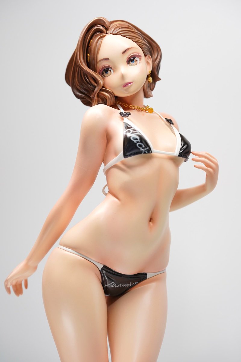 今年秋初HOT BLACK!!! 