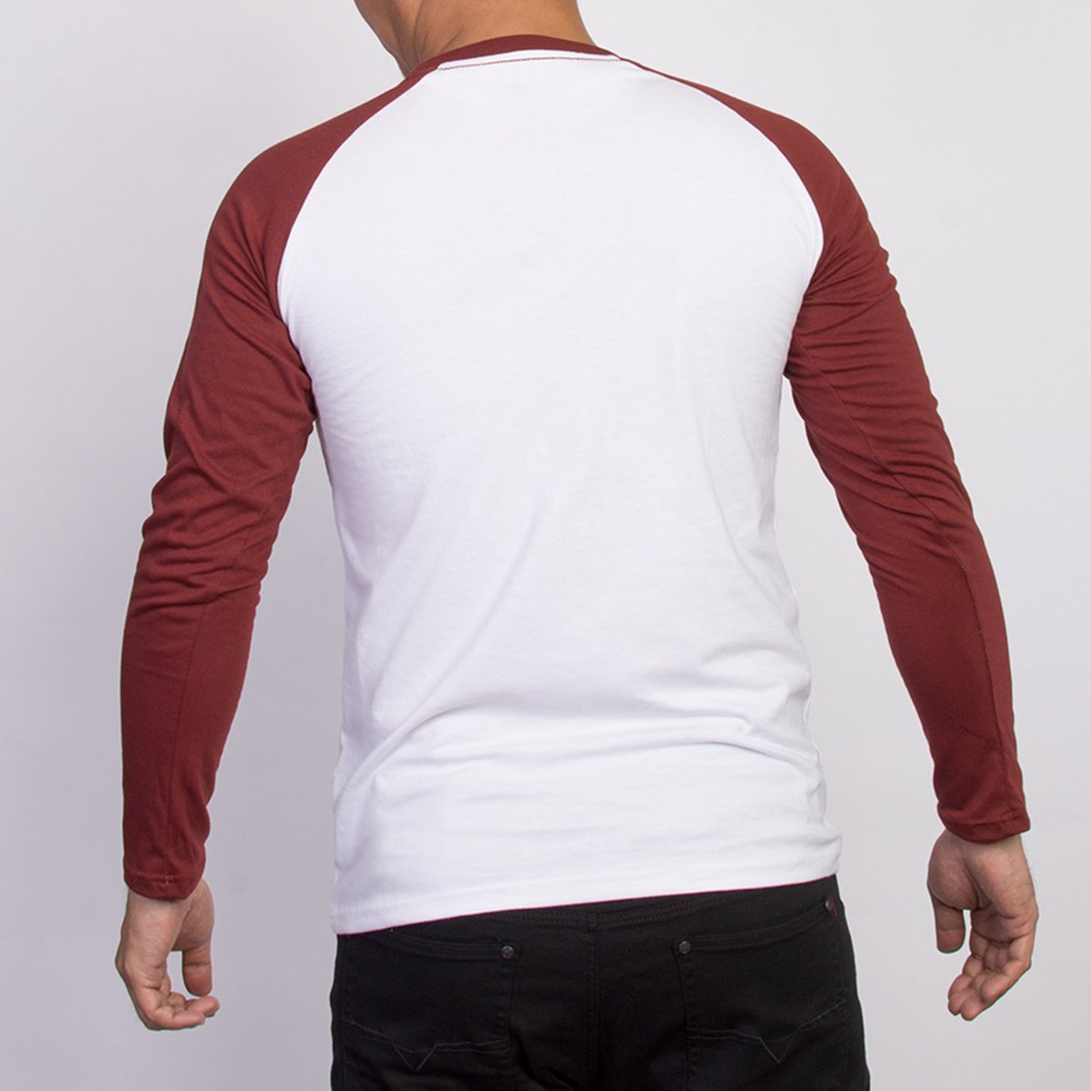 EFS_Apparel's tweet image. Maroon looks great with white! Get that neat and simple look with this Blake maroon edition and go through your day as stylish as you’d want to be. Message us to order!

#EFSCore #EFSApparelBasics #BasicTees #Raglan #Longsleeve #Maroon