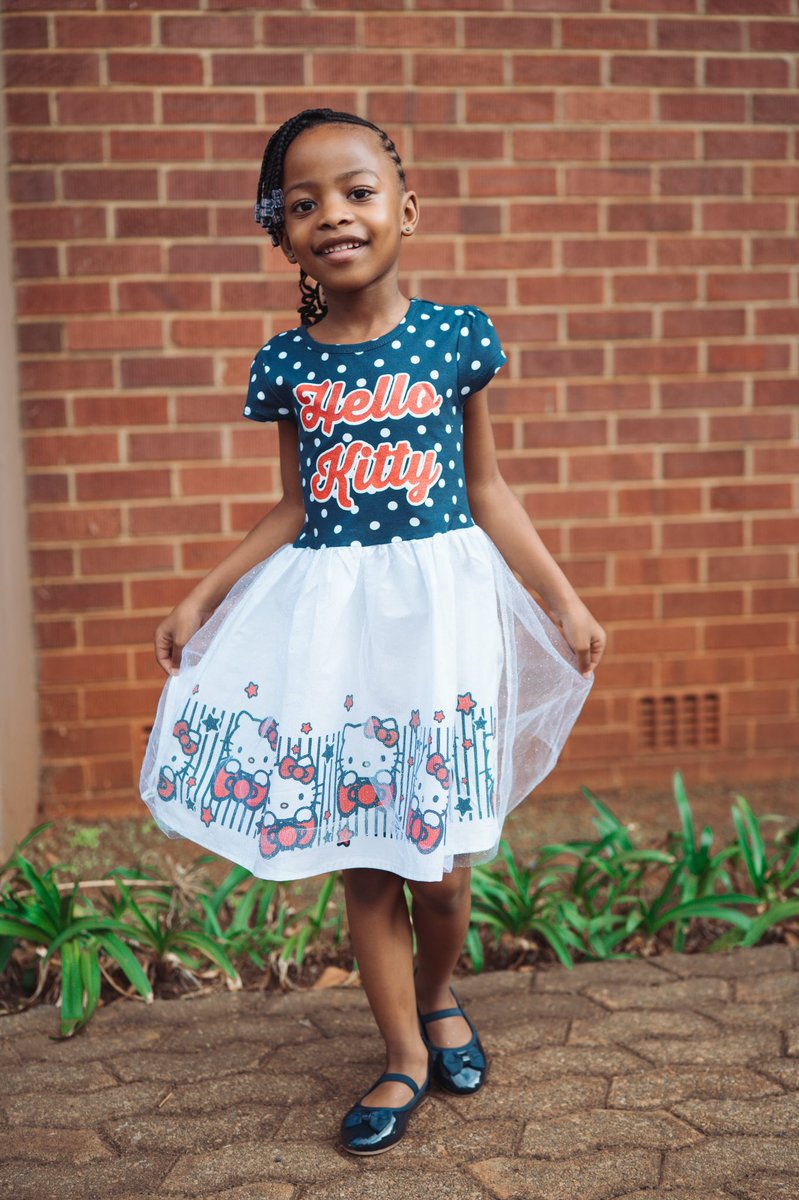 LebisaNje's tweet photo. My daughter loves being infront of the camera😊
#ItCanBe #HeartInvestmentDay
#StandardbankZa
#KMFInvestmentday
📸@LebisaNje https://t.co/6hWr49bj4K