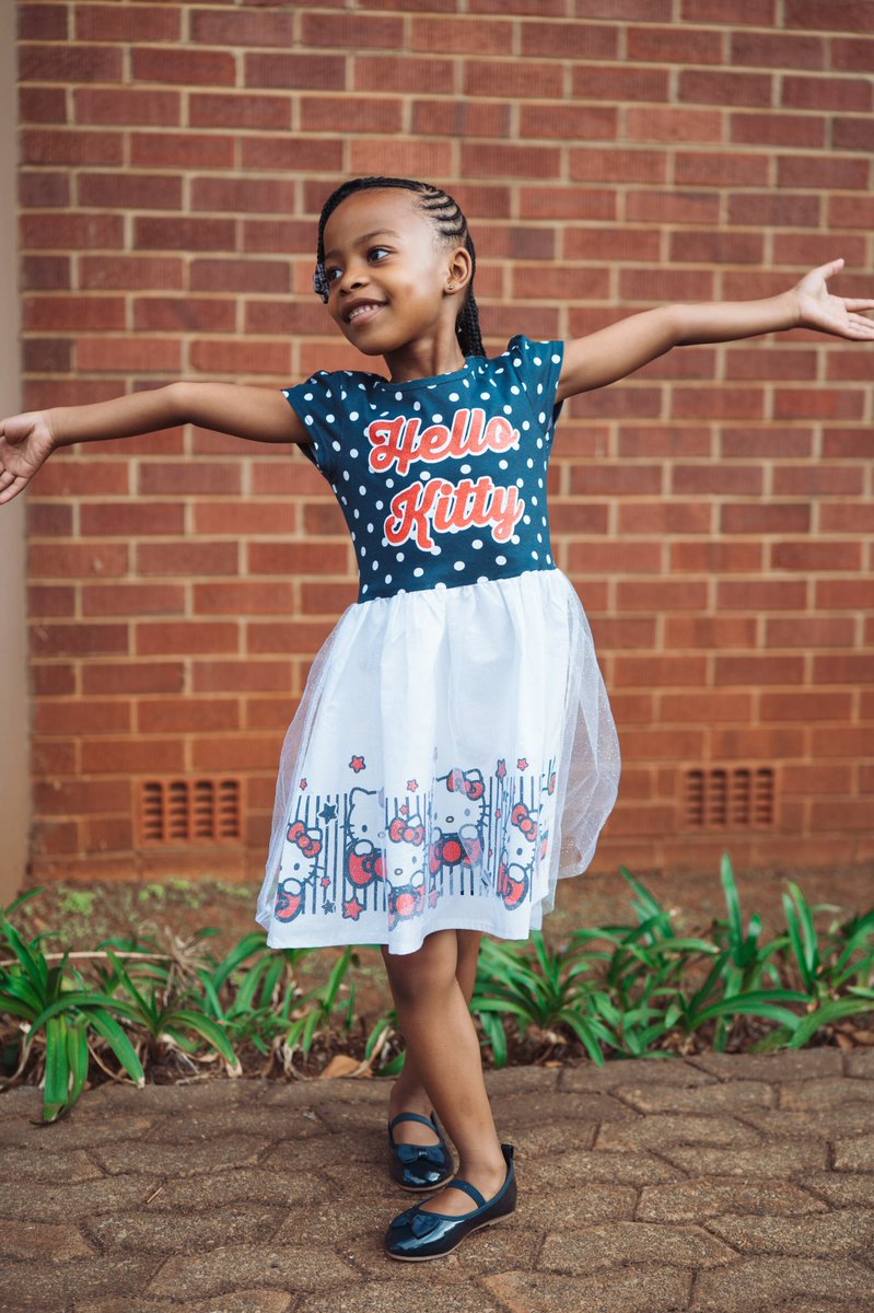 LebisaNje's tweet photo. My daughter loves being infront of the camera😊
#ItCanBe #HeartInvestmentDay
#StandardbankZa
#KMFInvestmentday
📸@LebisaNje https://t.co/6hWr49bj4K