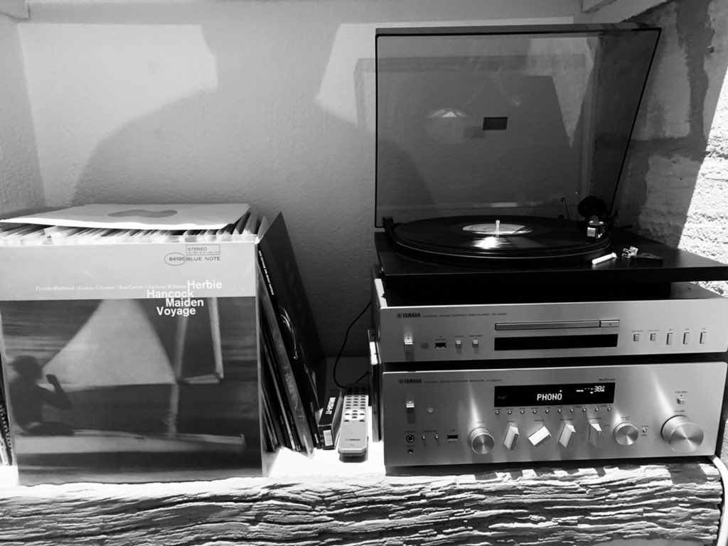 JazzPerigord's tweet photo. One of my favorite jazz records. Reissu 2021. Trankil you @bluenoterecords @herbiehancock #jazz #jazzmusic #vinyladdict #vinylrecords #vinyljunkie #Spinning #jazzvinyl https://t.co/4s640oE8LX
