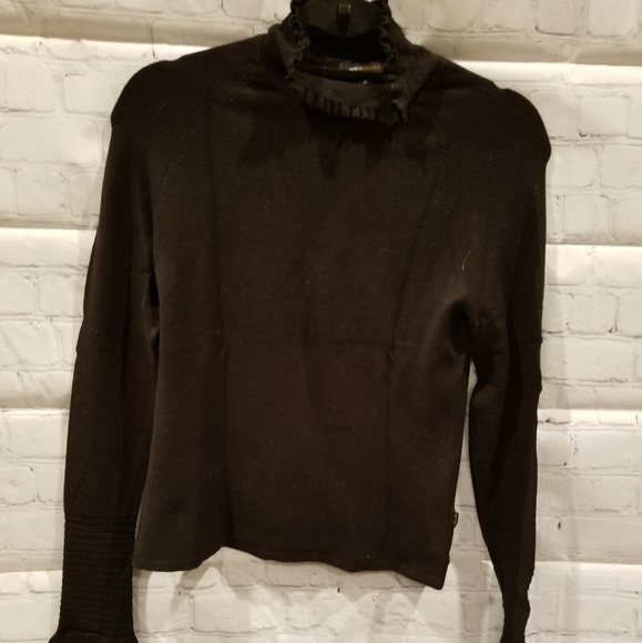 RiVerinmotion's tweet photo. So good I had to share! Check out all the items I'm loving on @Poshmarkapp #poshmark #fashion #style #shopmycloset #coach #bcbgmaxazria: https://t.co/NtjDCFwtVr https://t.co/71enuKSIlL