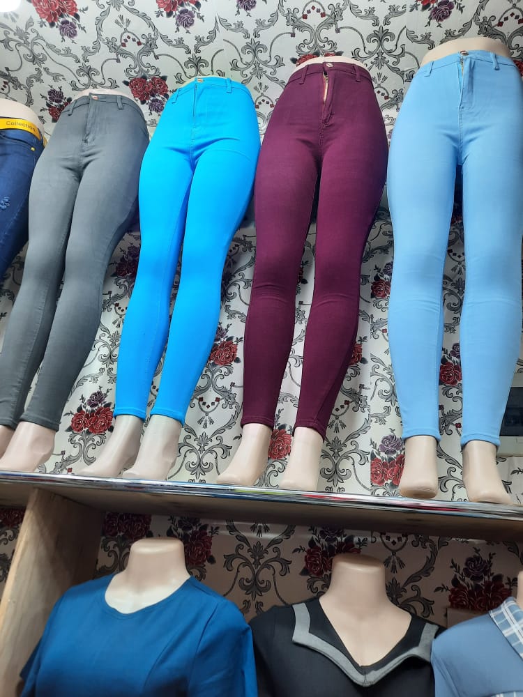 Magut_N's tweet photo. Leo ni mashujaa day na lazima hustle ijipe . Amazing prices for body shapers trousers. Get one @650 plus free delivery within Kasarani n Roysambu Call 0790252030 https://t.co/rjs52zRIDX