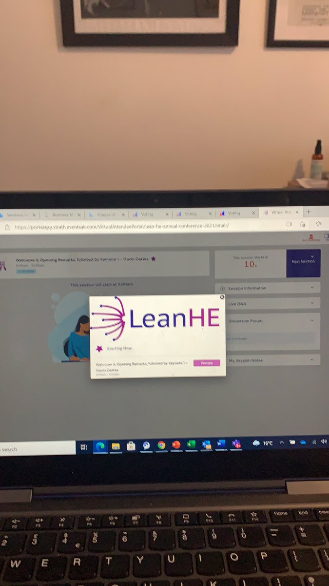SusanneSclarke's tweet photo. Seconds to go So excited and proud to be a part of this amazing global community #leanHE #leanconference @unistrathlean https://t.co/daaimmUHf0
