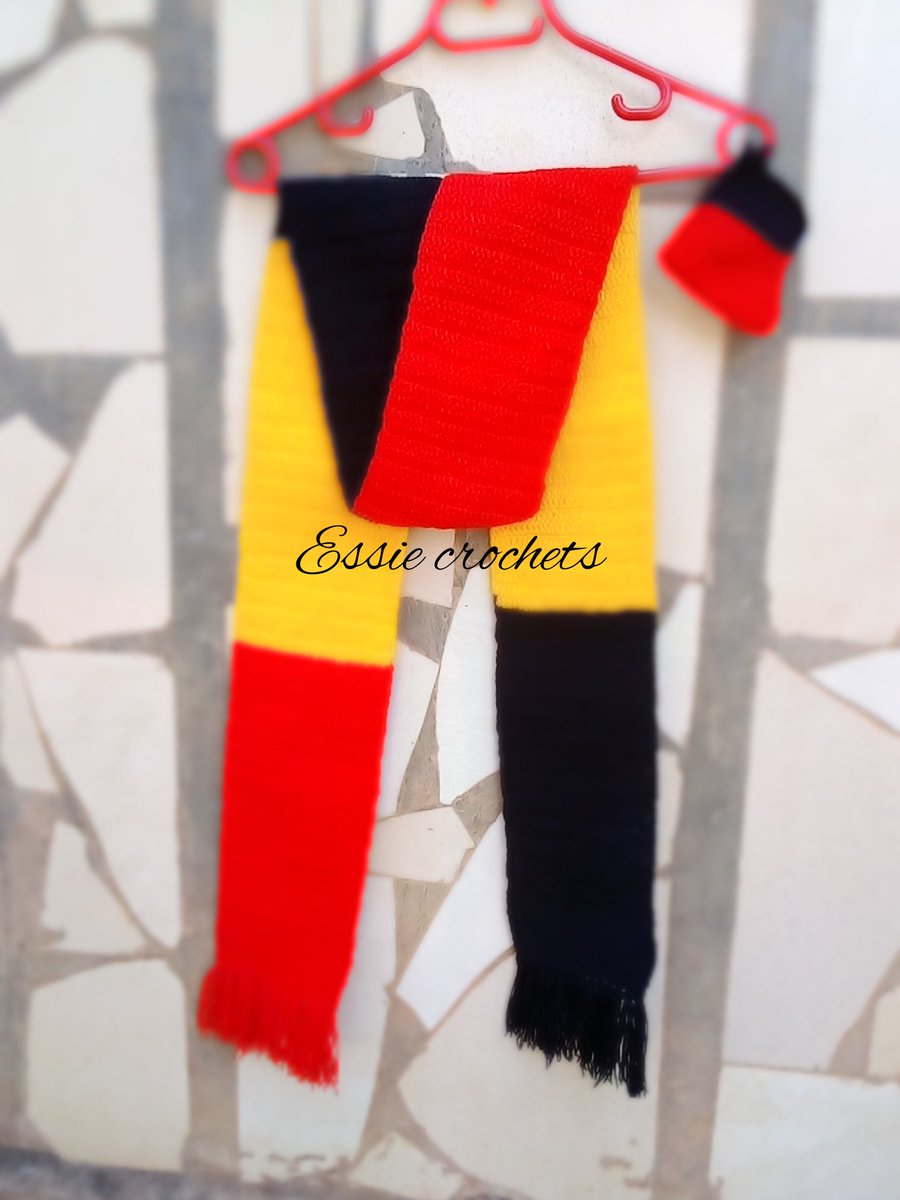 CrochetsEssie's tweet photo. #crochet #Uganda #flag #crochetislife https://t.co/03lZdoqPvw