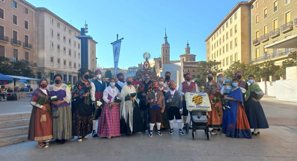 FPRealZaragoza's tweet photo. #FPRZNews | La #FPRZ participa en el retorno de la Ofrenda del Pilar. 

➡️ https://t.co/LQldyeGsxi

 #OfrendaFlores #Pilar21 @zaragoza_es https://t.co/iWn8vwrEnF