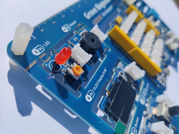 📢Learn how you can build your own innovative project with Arduino boards in our upcoming learn to code electronics workshop! 

Join us <a href="/AstonUniversity/">Aston University</a> this Friday 29 October at 10am. Click here to register👉 eventbrite.co.uk/e/learn-to-cod…