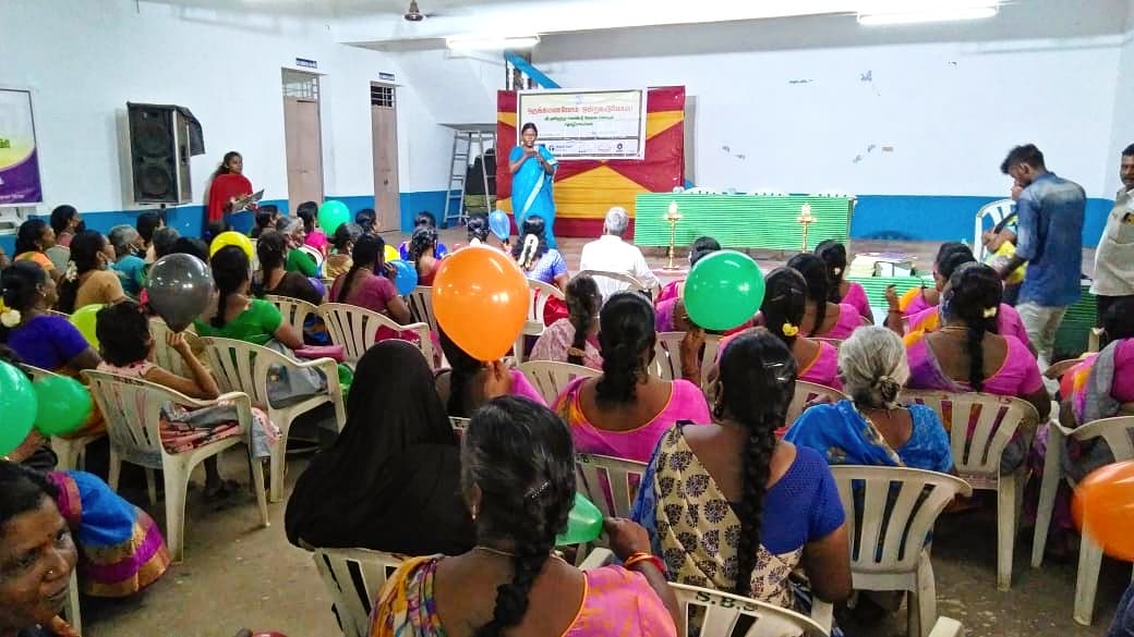 HomeNet_SAsia's tweet photo. #happeningnow Around 300 members have gathered to mark International Home-Based Workers Day, 2021 at SAVE, Tirupur!
Here are some visuals of the colourful celebration held at @savengotirupur !
#oct20hbw #homebasedworkers #internationalhbwday #workersrights https://t.co/rgxmHueHau