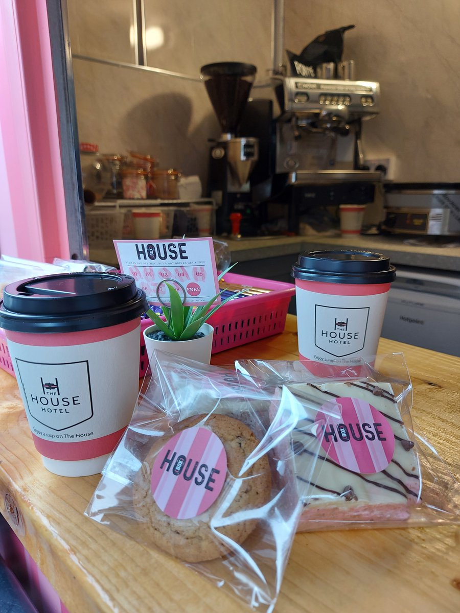 Howya House Box! 👋💟

There's a lovely new coffee spot in town and you've gotta try it! ☕️ Situated in the courtyard at The House Hotel, an ideal place to pick up a cuppa and a treat if you're out for a walk 👣 or you can sit in their gorgeous patio area, heated and sheltered