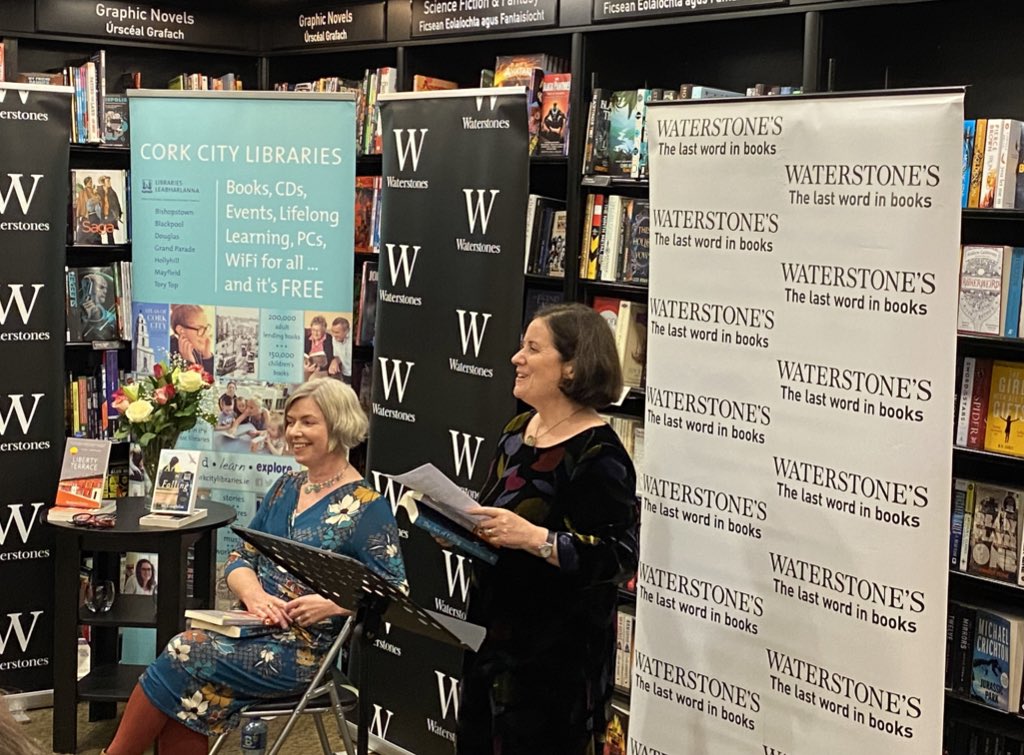 Lovely to be at the @corkcitylibrary #Onecityonebook event in @WaterstonesCrk last night celebrating #TheArtofFalling by Danielle McLoughlin as the 2021 choice and celebrating #LibertyTerrace by @MadeleineDL too. #LiveEvent #IrishBookWeek