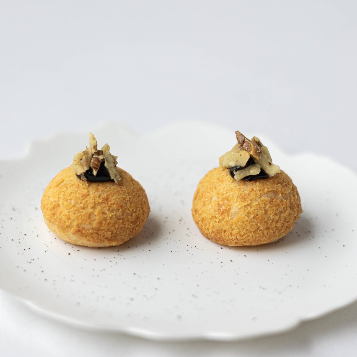 GordonRamsay's tweet photo. A taste of the season at Pétrus !! @GordonRamsayGRR https://t.co/XN3xPuqfjG