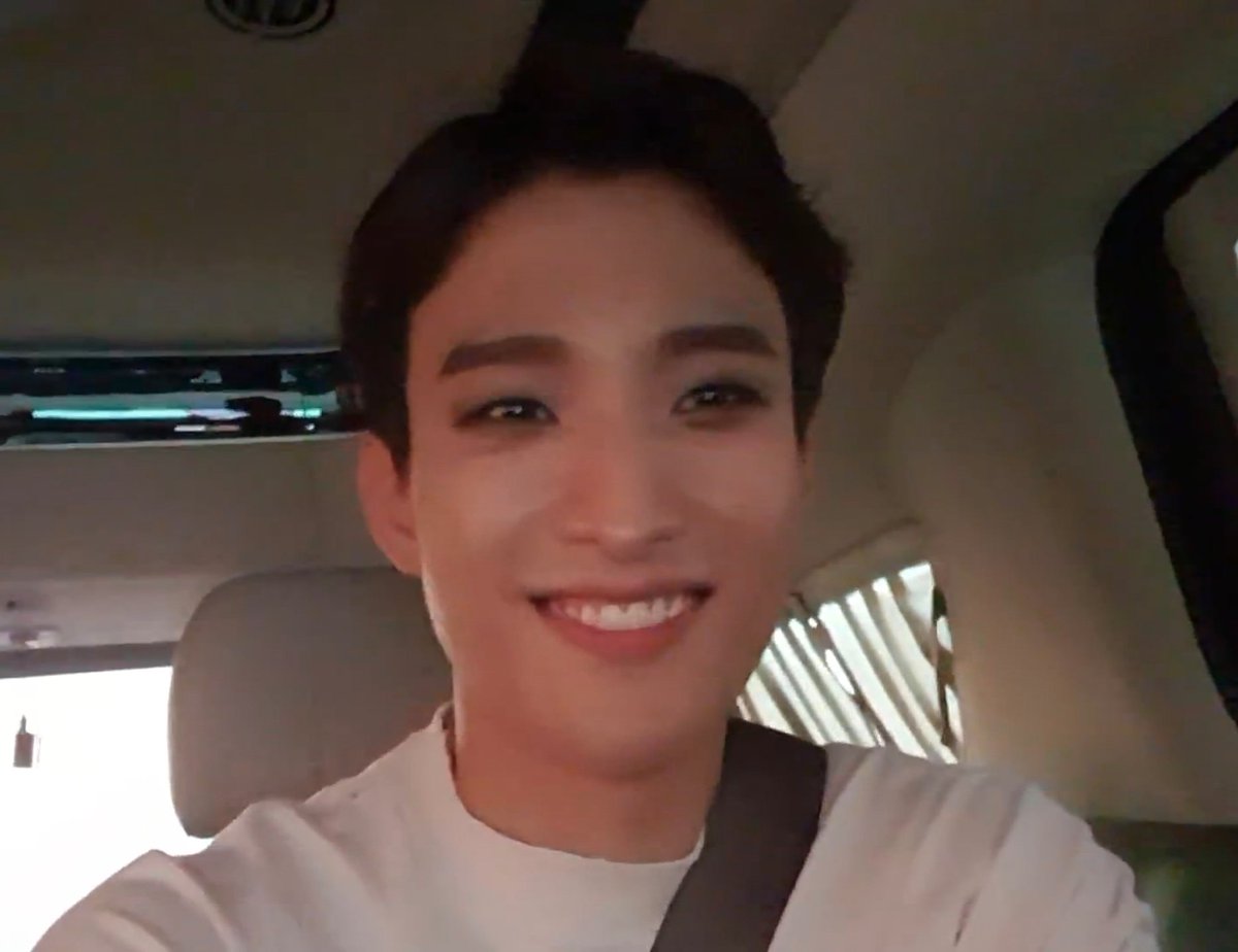 218_SEOKSOL's tweet photo. I LOVE YOU SO MUCH ☹☹☹ https://t.co/kyYSKl6l4X