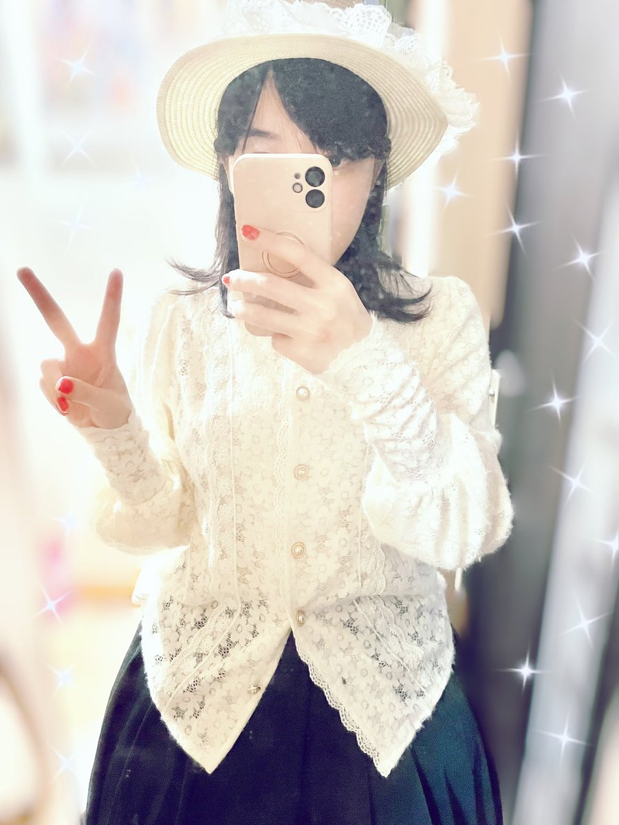 suzukiasukadesu's tweet photo. 栗の茶話会さんのレーストップス着てみたよ❤️
ほわほわのレースが癒し✨
お袖も可愛くてカジュロリやクラロリにも合いそう👗🎶

🌰栗の茶話会🌰
https://t.co/fnWaRXoOi4 https://t.co/pONFGgaINu