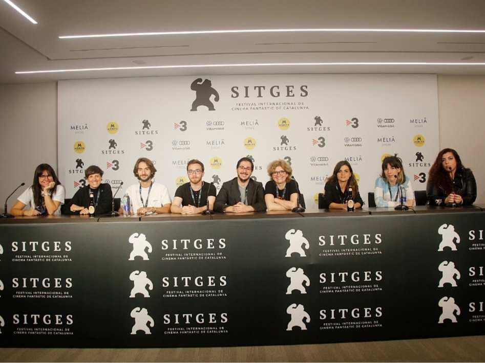 SamdraNui's tweet photo. Qué honor y qué intensa experiencia ha sido formar parte del Dep de Prensa y Comunicación de este #Sitges2021 Compartirla además con un equipo de personas y profesionales espectacular, con el que he reído y llorado, ha sido maravilloso. Pocas pelis pero muchísimo aprendizaje ❤️🐺 https://t.co/7zEhhk7N1s