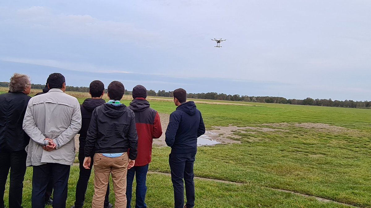 secredas's tweet photo. Second conference day SECREDAS started this morning with live demo of autonomous collission avoidance system installed on drones. Now main workshop sessions. https://t.co/TdSvFDLmLq https://t.co/aTAhIUXdEY