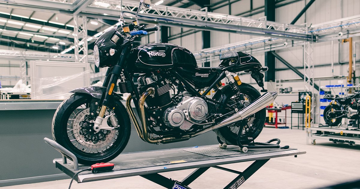 Jefferson_MFG's tweet photo. UPDATE: Historic British motorcycle marque Norton is set to officially open its new factory in Solihull next month following a multi-million pound investment by its parent company, TVS Motor. #UKmfg🇬🇧 https://t.co/aXAfL7VjEI