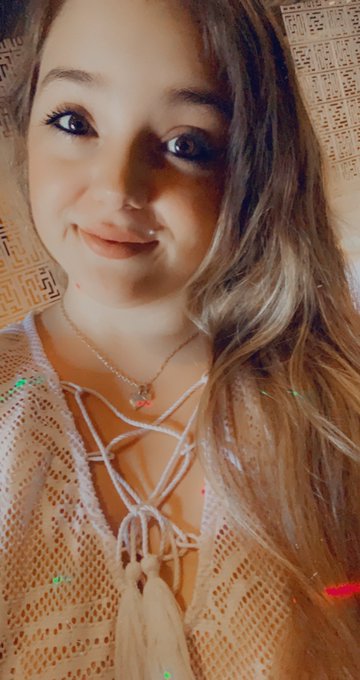 Ich bin ab morgen Donnerstag wieder in Wien im Fresh ☺️ besuchbar bin ich da zu folgenden Zeiten: Donnerstag<a href="/tag/camgirl"class="tags"><span>#camgirl</span></a><a href="/tag/wien"class="tags"><span>#wien</span></a><a href="/tag/amateurgirl"class="tags"><span>#amateurgirl</span></a><a href="/tag/kimberlycaprice"class="tags"><span>#kimberlycaprice</span></a>