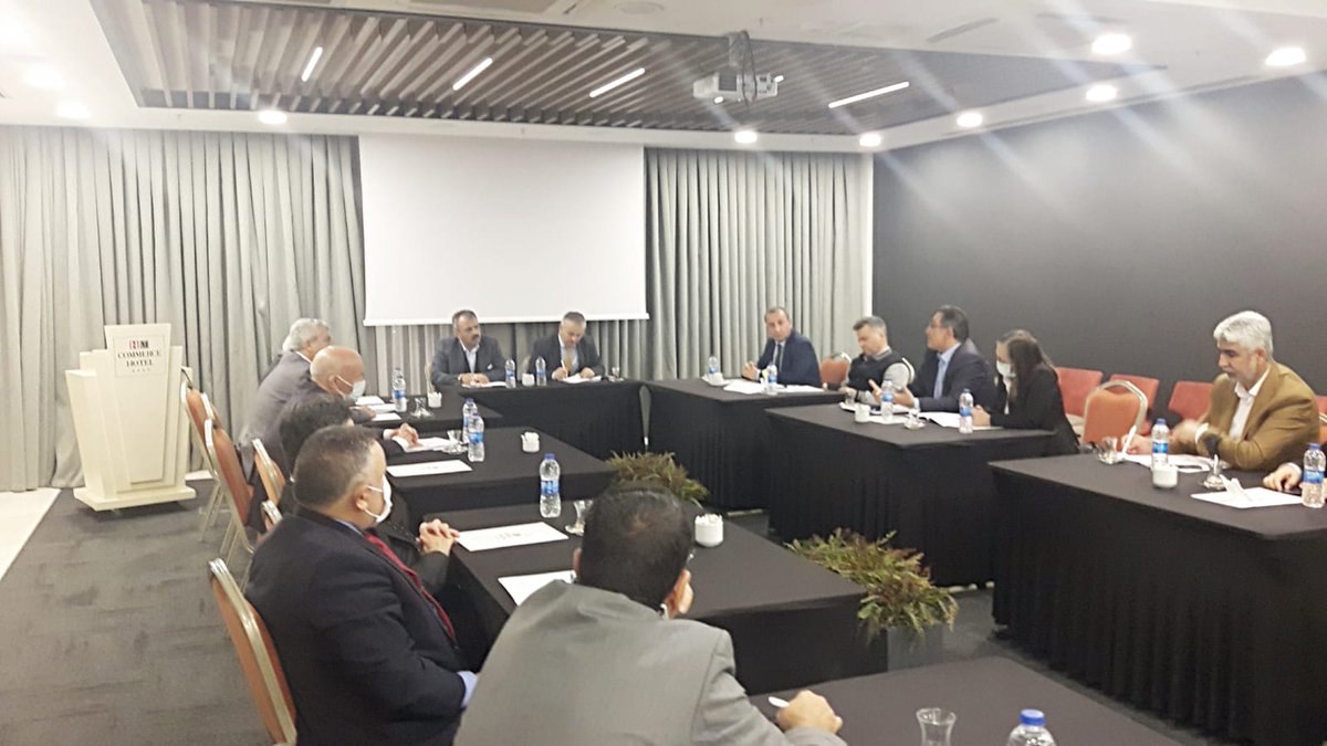 #BüroÇalışanlarıSendikası (BÇŞ) olarak Vergi Dairesindeki müdür ve müdür yardımcıları ile istişare toplantısı gerçekleştirdik.

Detaylar için👇👇 ;
bit.ly/3B0OpWZ