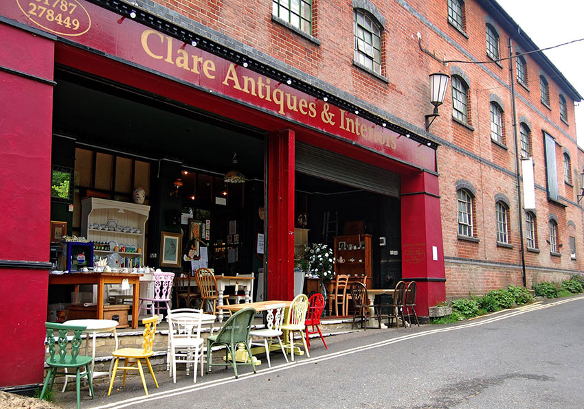 We can't do anything about the changing weather, but we can recommend the best rainy day activity - a spot of retail therapy!!
Here are just some of the many attractions in our beautiful town - ow.ly/LA9T50ByEbT