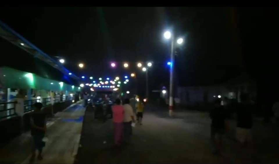 Dede37732950's tweet photo. SAC abducted at least 19 people preparing for “Float Down Alms” festival &amp; those from beer shop in Dawei at 10:30 pm last night. They also opened gunfires &amp; inspected nearby hotels &amp; confiscated vehicles. #Oct20Coup #CandleStrike #WhatsHappeningInMyanmar https://t.co/8yQtUvh5Hs