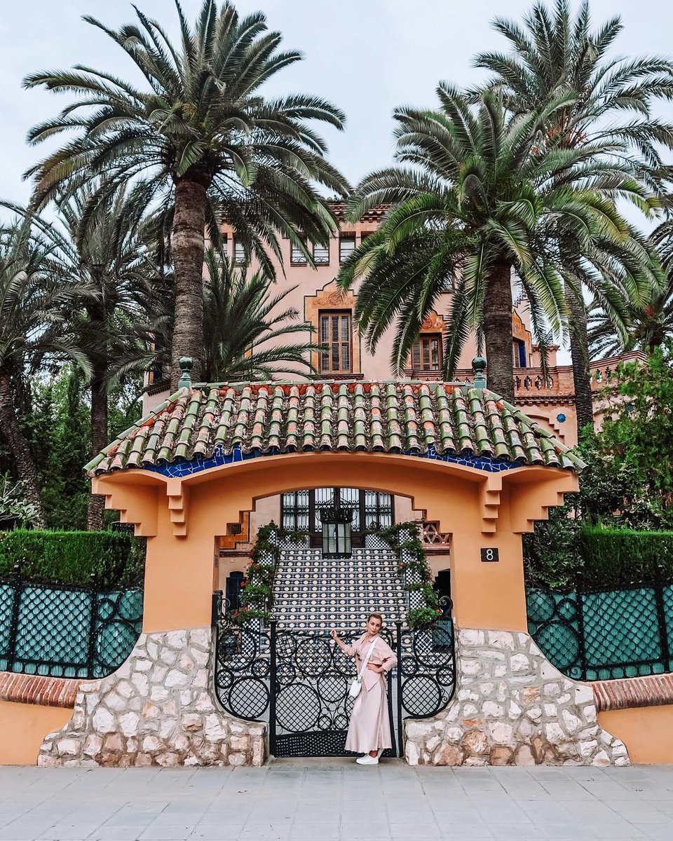 VisitSalou tweet media