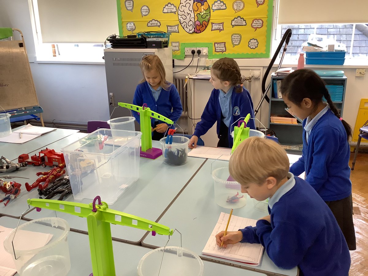 StMarysCF11Y3's tweet image. Year 3 estimating then weighing heroes to the nearest 10g.#mathematicsisfun@Stmaryscf11Y3