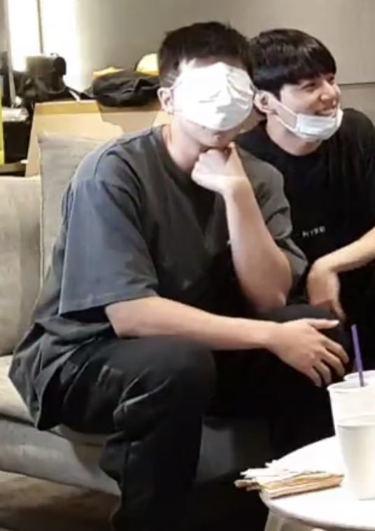 coffesjine's tweet photo. não mas o namjoon KKKKKKKKKKKKKKKKKKKKKKKK https://t.co/xERAJXut9I
