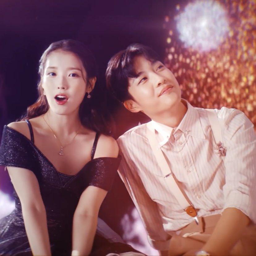 music_n_NEW's tweet photo. #StrawberryMoon~ #IU's PICK! 🍓🌕
Gather around who became the fan
of the actor #LeeJongWon's younger acting days
of Web Series #OurBaseball
OurBaseball
https://t.co/D4DH8DaGSf
Strawberry Moon MV
https://t.co/cGegDQPKRk https://t.co/sYXGJ8k9s6