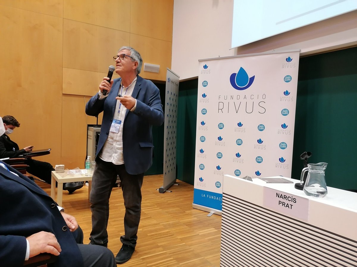 FundacioRivus's tweet photo. #jornadaRIVUS #congresaigua2021
@nprat50, catedràtic em��rit de la #UB, ens ofereix la ponència "Bioindicadors al Besòs: on estem o on hauríem d'arribar".

Recordeu que la podeu seguir també per streaming a https://t.co/GQabwP1p06 https://t.co/OjqicAGSvf