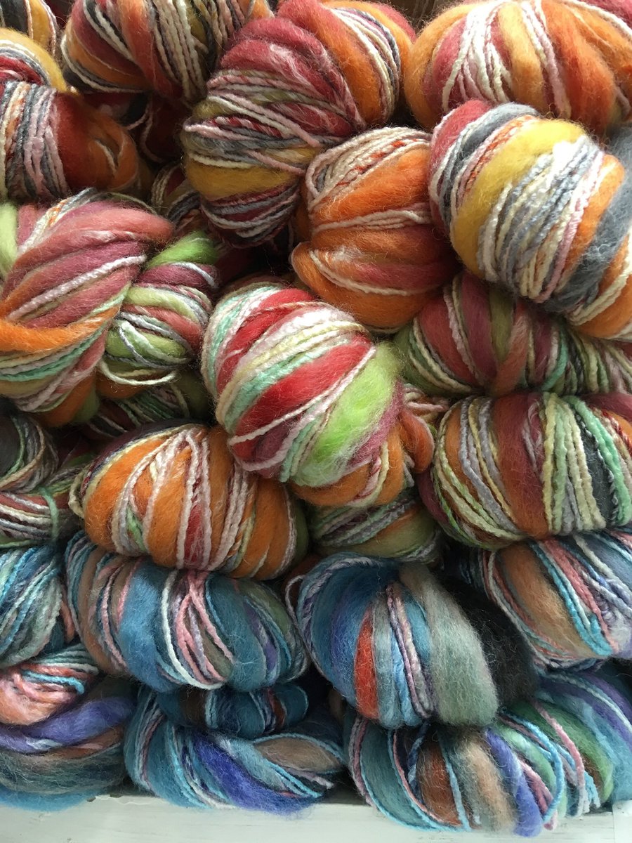 HandKnittedLove's tweet image. ****Woolly Wednesday******
Good morning it’s woolly Wednesday &amp;amp; discount day here at the wool shop @CastleParkArt pop in for your knitting &amp;amp; crochet yarns, wool mix yarns plus lots more! 
Some gorgeous super chunky yarn arrived! #woolshop #indie #smlbiz #knitting #crochet #yarn