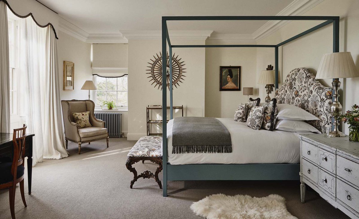 Fancy a cosy gourmet getaway? Then look no further...<a href="/so_farr/">Sophie Farrah</a>'s review of <a href="/Thyme_England/">Thyme</a> is now live on Essential Surrey 🌿 essentialsurrey.co.uk/lifestyle/trav…
