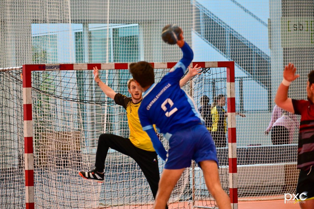Centrale_Med's tweet photo. [#VieEtudiante] Retour en images sur les 3 jours du challenge sportif annuel des #InterCentrales. 10 équipes ont défendu les couleurs du @bdsecm et de notre école dans 6 disciplines ⚽ 🏐 🖐️ 🏀 🏉🎇
Félicitations aux participant·e·s pour ce grand moment sportif ! https://t.co/1kceM7Lg2R