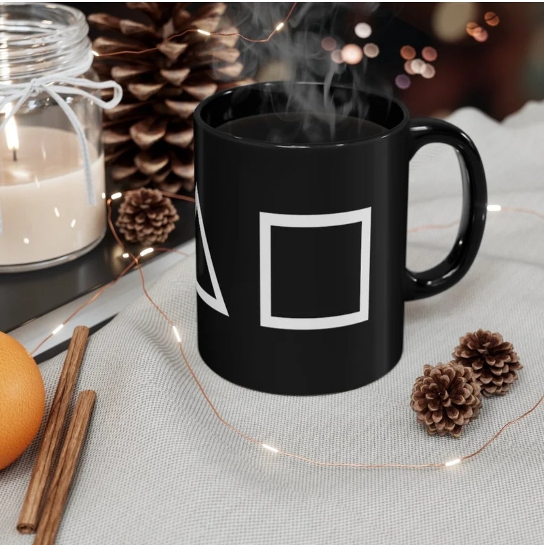 RedLightningUK's tweet photo. You've seen the show, now you can get yourself a mug to keep yourself warm over winter - inspired by the design of the game invites! Go to https://t.co/GjRgIAC4QJ to get one! #SquidGame #mug #etsy #etsyshop https://t.co/vAZpAnvERc