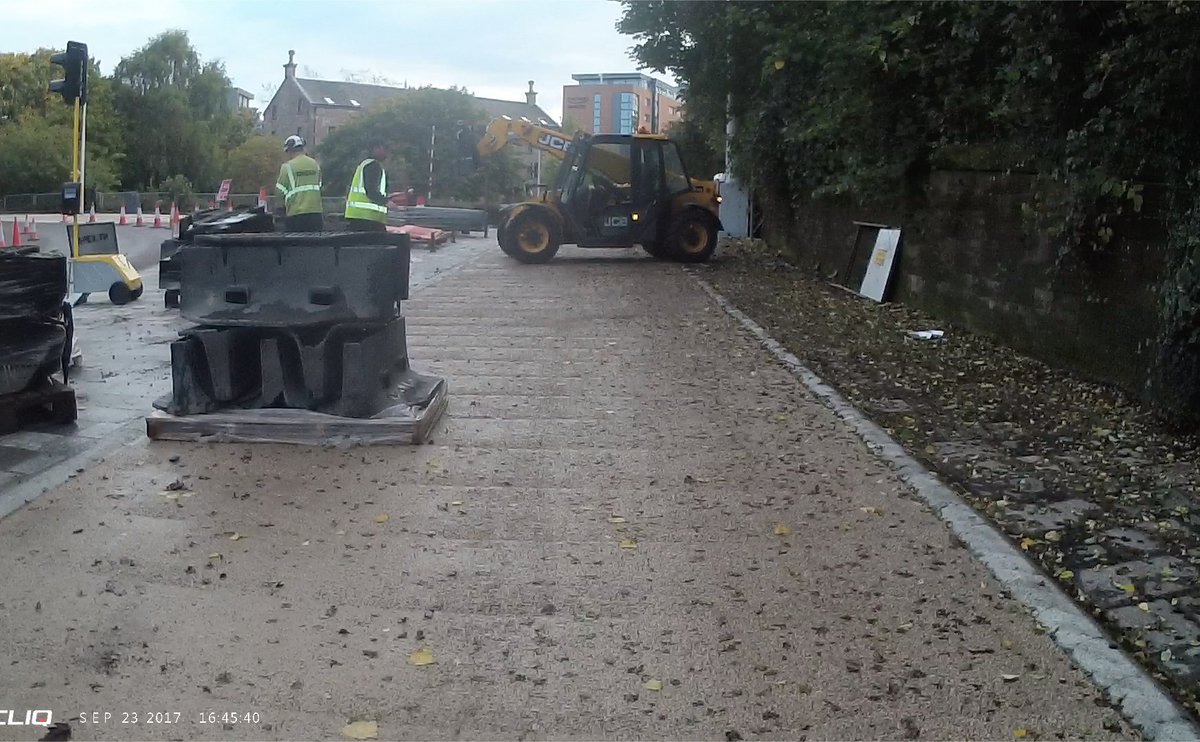 bjwillett's tweet photo. @GoBikeGlasgow @ColinBEdgar @carltonreid So this’ll be the route we are supposed to use from tomorrow along Old Dumbarton Road.. Cutting it a bit fine, are they not? https://t.co/cnBRLfzWja