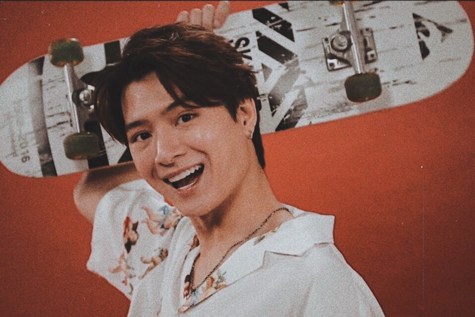 kristfilms's tweet photo. congratulations for your newest project!

please subscribe to all channels of Betr Me Official✌️ 

twitter &amp; instagram : @BetrMeOfficial 
youtube : https://t.co/lLKXRbrh4C

[ #KristPerawat #BetrMexWaveKrist ] https://t.co/QsFhhEgOPI