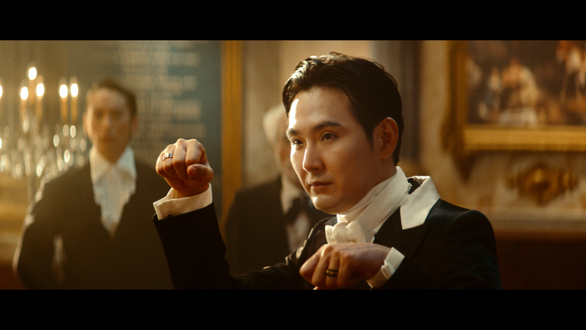 Uq 松田龍平 さん ご結婚おめでとうございます Uqでは執事として Uqueenさまを 支えてくださりありがとうございます たくさんの幸せが降り注ぎますよう 心からお祈りしています Uq 松田龍平 さん ご結婚おめでとうございます Uqでは執事として Uqueenさまを 支えてくださりありがとうございます たくさんの幸せが降り注ぎますよう 心からお祈りしています