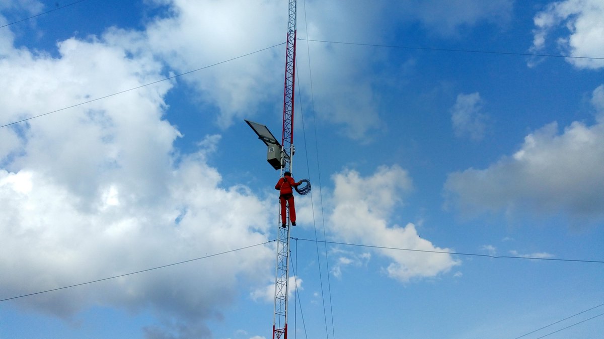 DeFuTech_de's tweet photo. Sky is the limit...

Blazing Soft has officially implemented the #wiback #network in Sucre - #Colombia, which will interconnect 3 different rural areas: Chalán, Ovejas, La Ceiba and La Peña, in Sucre.

#connectivitymatters #connectivitysolutions #connectivity #socialimpact https://t.co/aGtJyyrwgO
