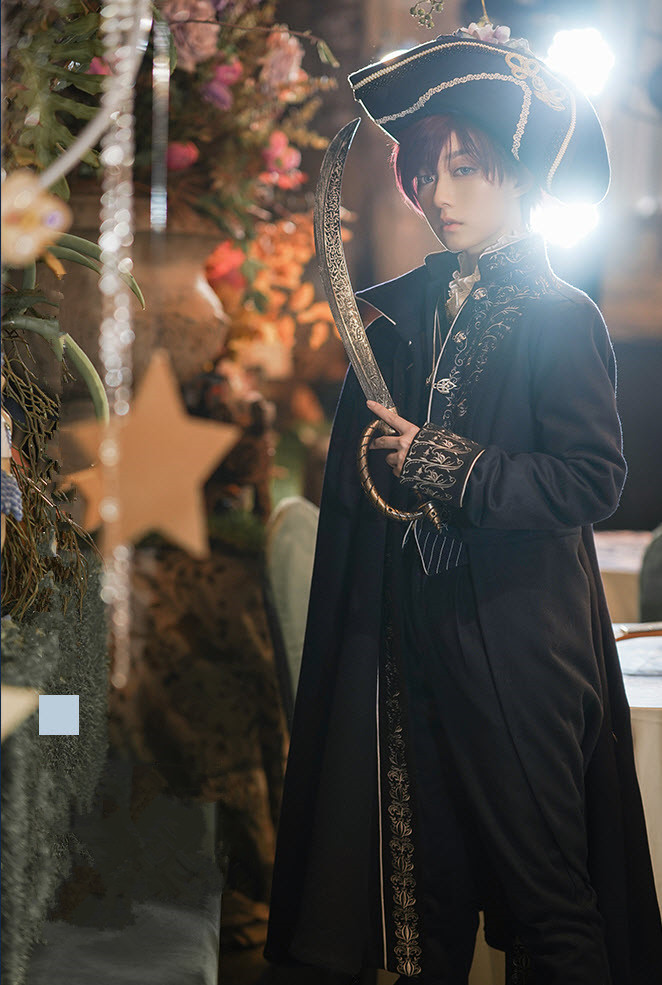 【5 Wine Capes and 2 Navy Blue Capes】 of ZJ Story 【-The Age of Exploration-】 Series Are Back In Stock!!!

◆ Shopping Link >>> lolitawardrobe.com/zj-story-the-a…