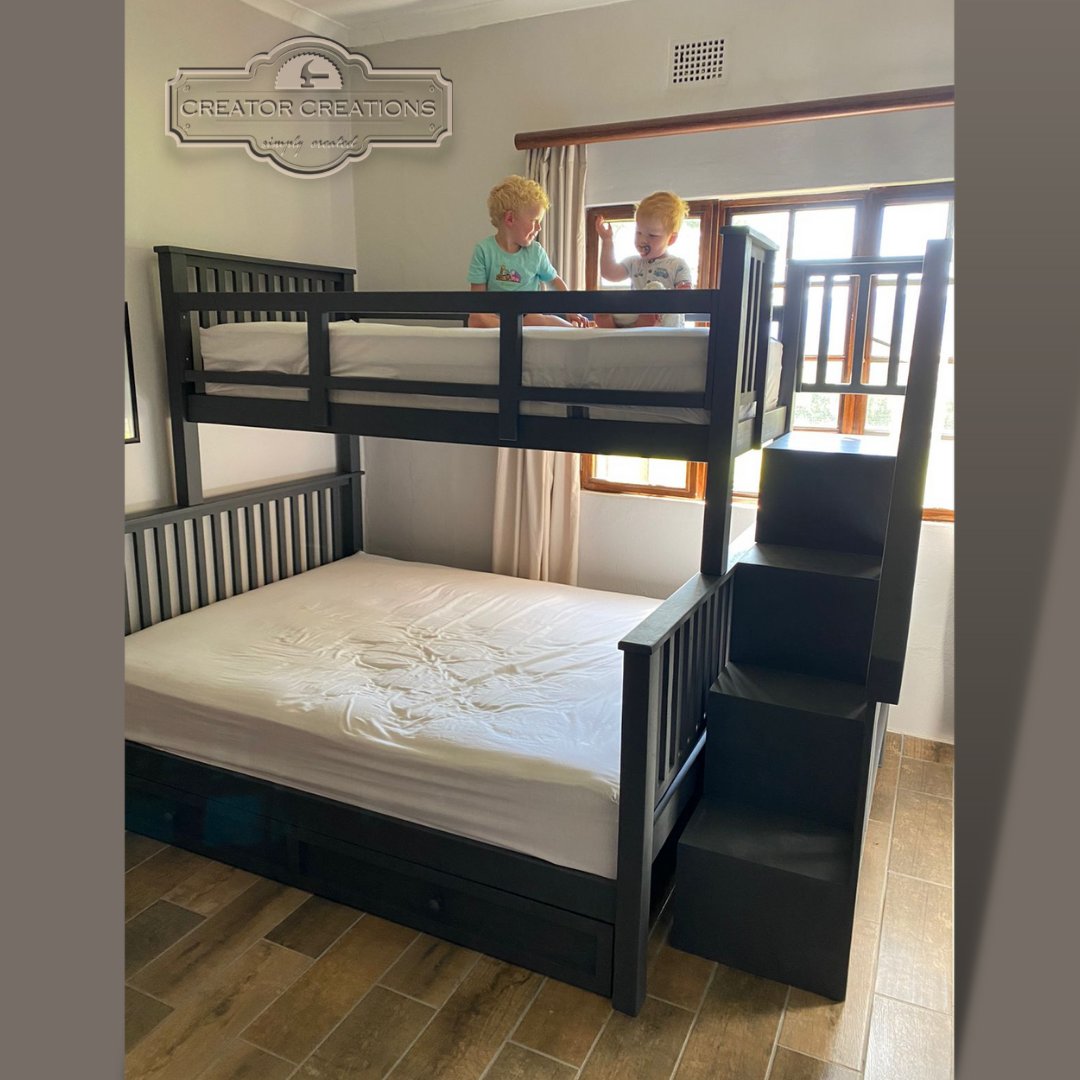 CreatorCreate's tweet image. Thanks so much to Lizanne De Villiers for ordering your custom Queen Trundle bunk bed for your boys from Creator Creations!

+27 82 9288 633 | create@creatorcreations.com | creatorcreations.com 

#CreatorCreationsFurniture #CustomBunkBeds #TrundleBunkBeds #TrundleBeds