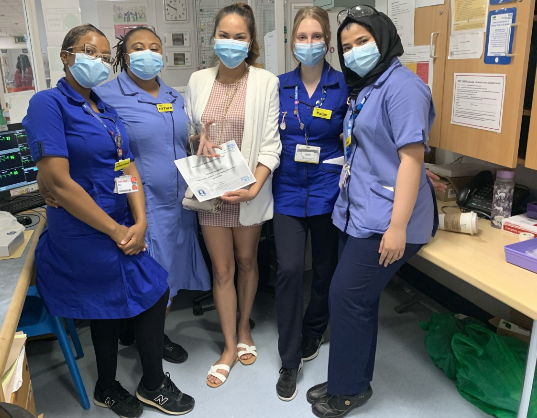 shelleystinton3's tweet photo. Fantastic to see  one of the @covcampus Student Nursing Associates from @GSTTnhs awarded as Apprentice of the Year. Wonderful achievement, Congratulations Ara Fernandez, we are all extremely proud of you. @valerie_nangle @NurseMilner @LBP_CovUni @WeNursingAssocs https://t.co/PHjQBELeZy