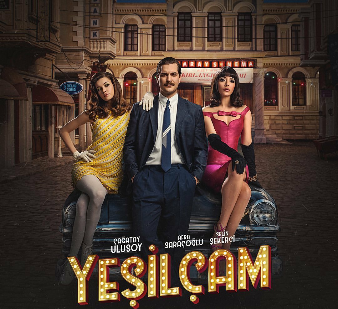 tvharikalari's tweet photo. Başrollerini #ÇağatayUlusoy, #AfraSaraçoğlu, #SelinŞekerci ve #BigeÖnal'ın paylaştığı #SunsetFilm imzalı #Yeşilçam 2.Sezon ilk 5 bölümüyle 28 Ekim Perşembe günü #BluTv'de yayında. https://t.co/dHR1ueLAzI