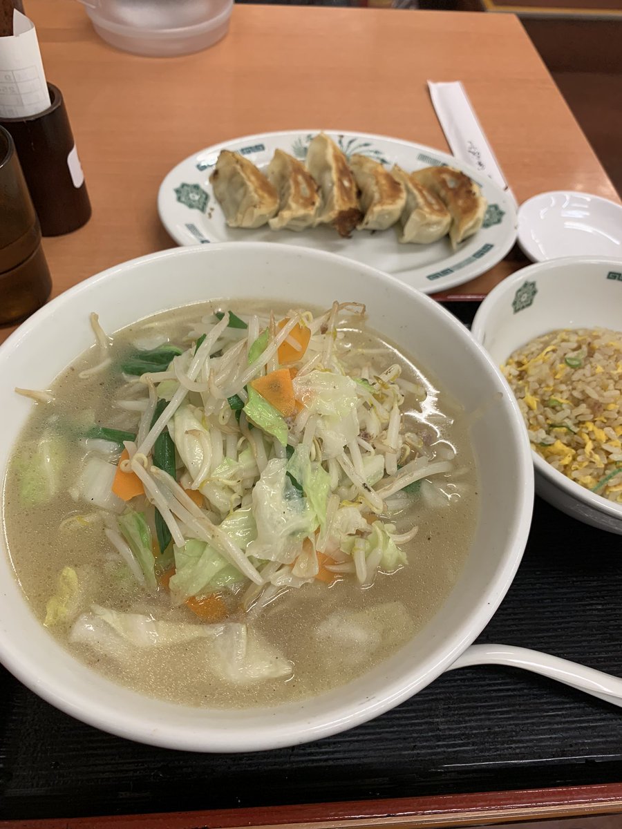 ryota358's tweet photo. 東日本で食べる、いつもの味。 https://t.co/tPhIIPjjFM